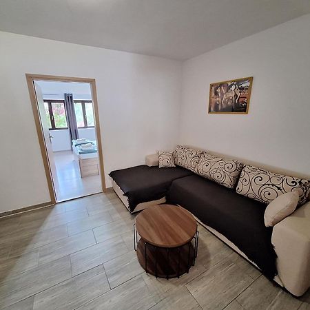 Apartmani Lisicina Omiš Eksteriør bilde