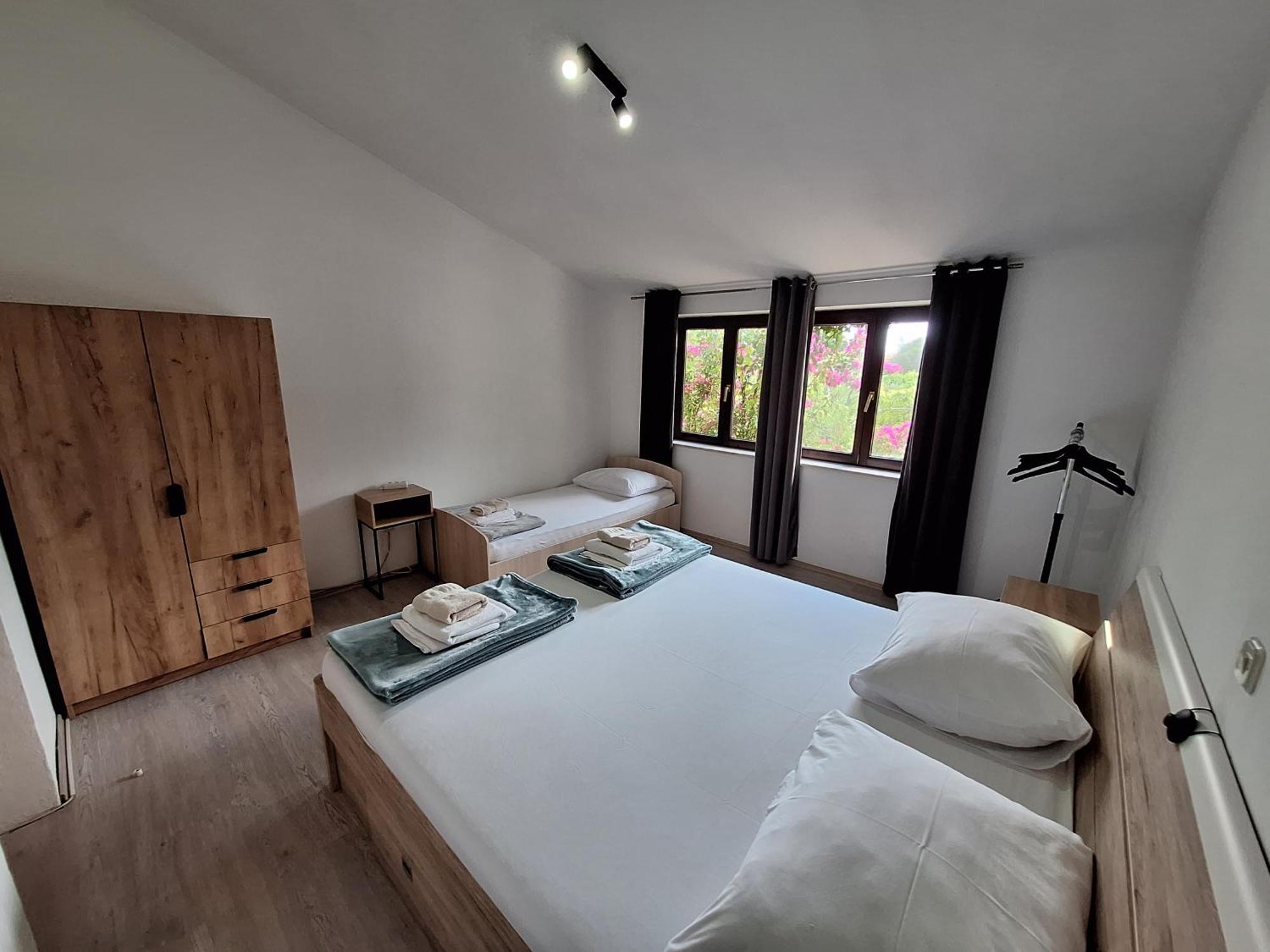 Apartmani Lisicina Omiš Eksteriør bilde